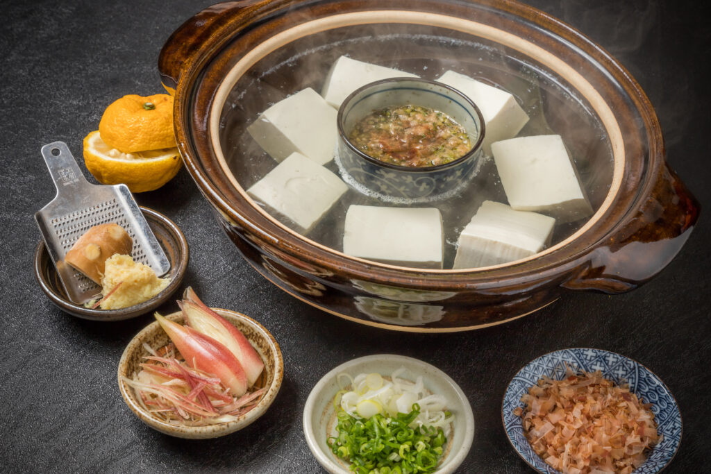 たんぱく質豊富な豆腐は、節約にもなるお助け食材